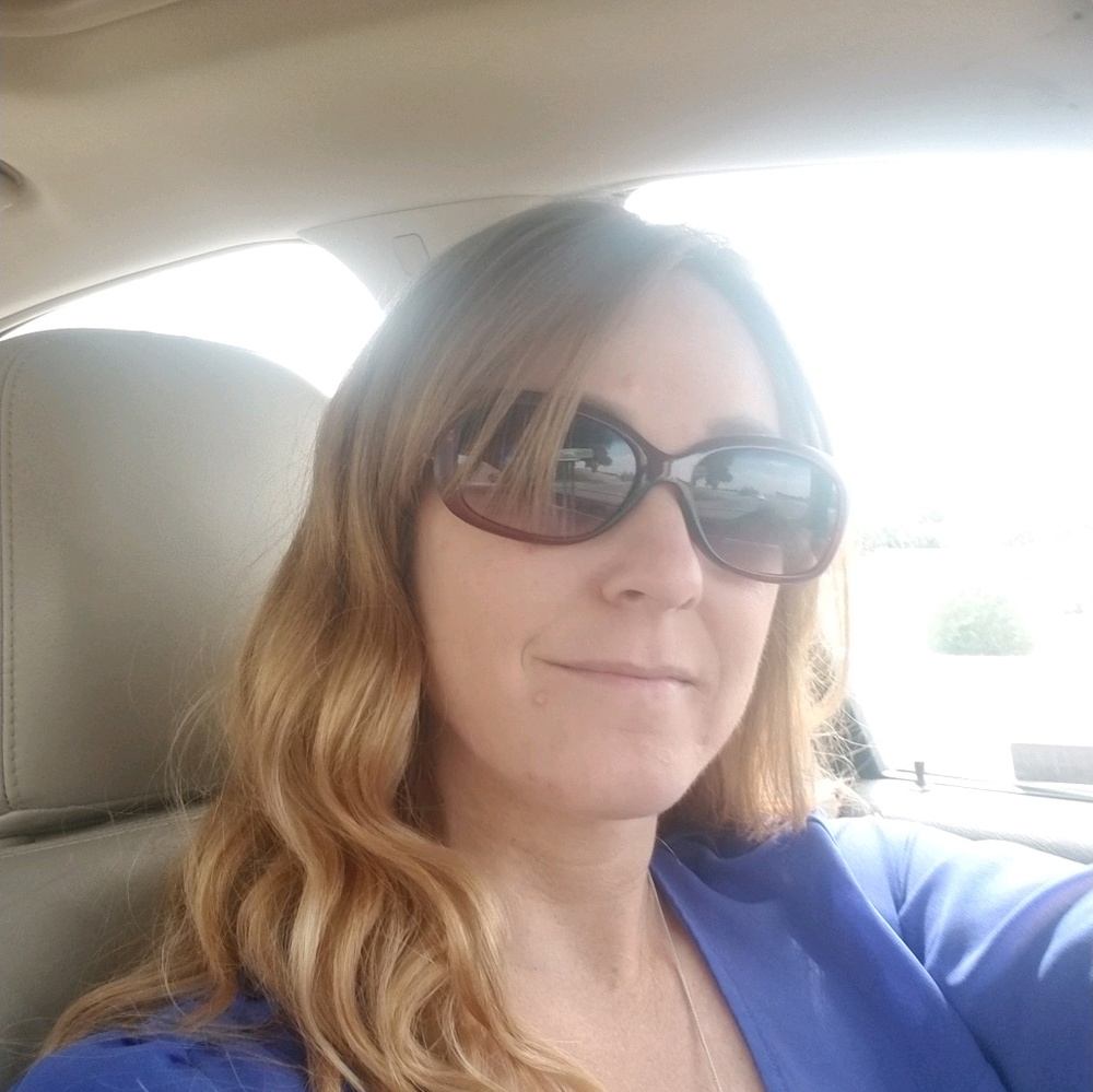 Meet your Posher, Sara